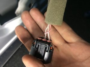 コネクタ　断線